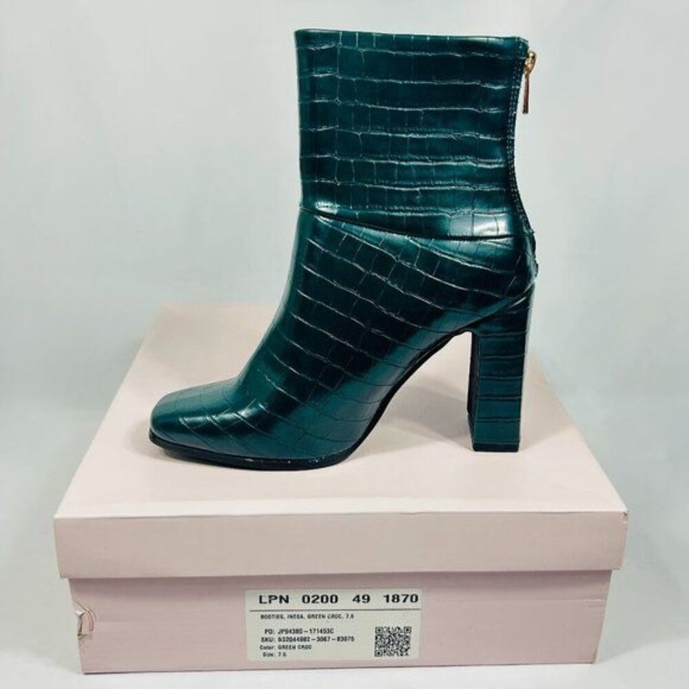 NWT/NIB JustFab Inesa Green Croc Womens Block Heeled Ankle Boot Gold Zip 7.5